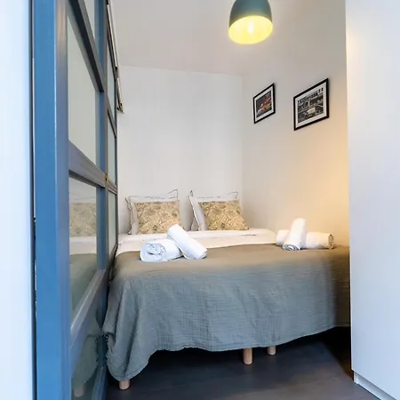 Stylish One Bedroom In 17th Appartamento *